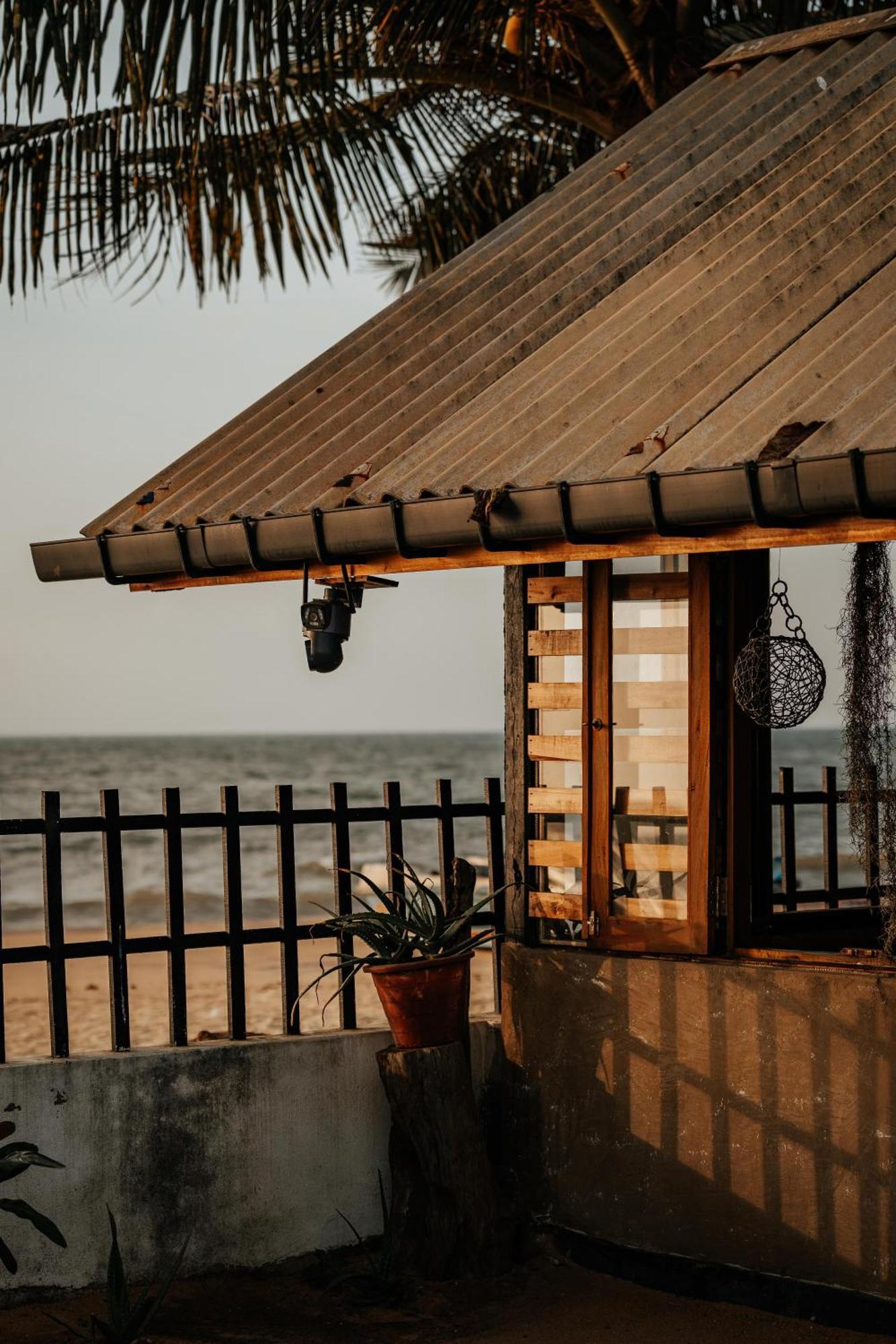 Winston Sea Front Villa ネゴンボ エクステリア 写真