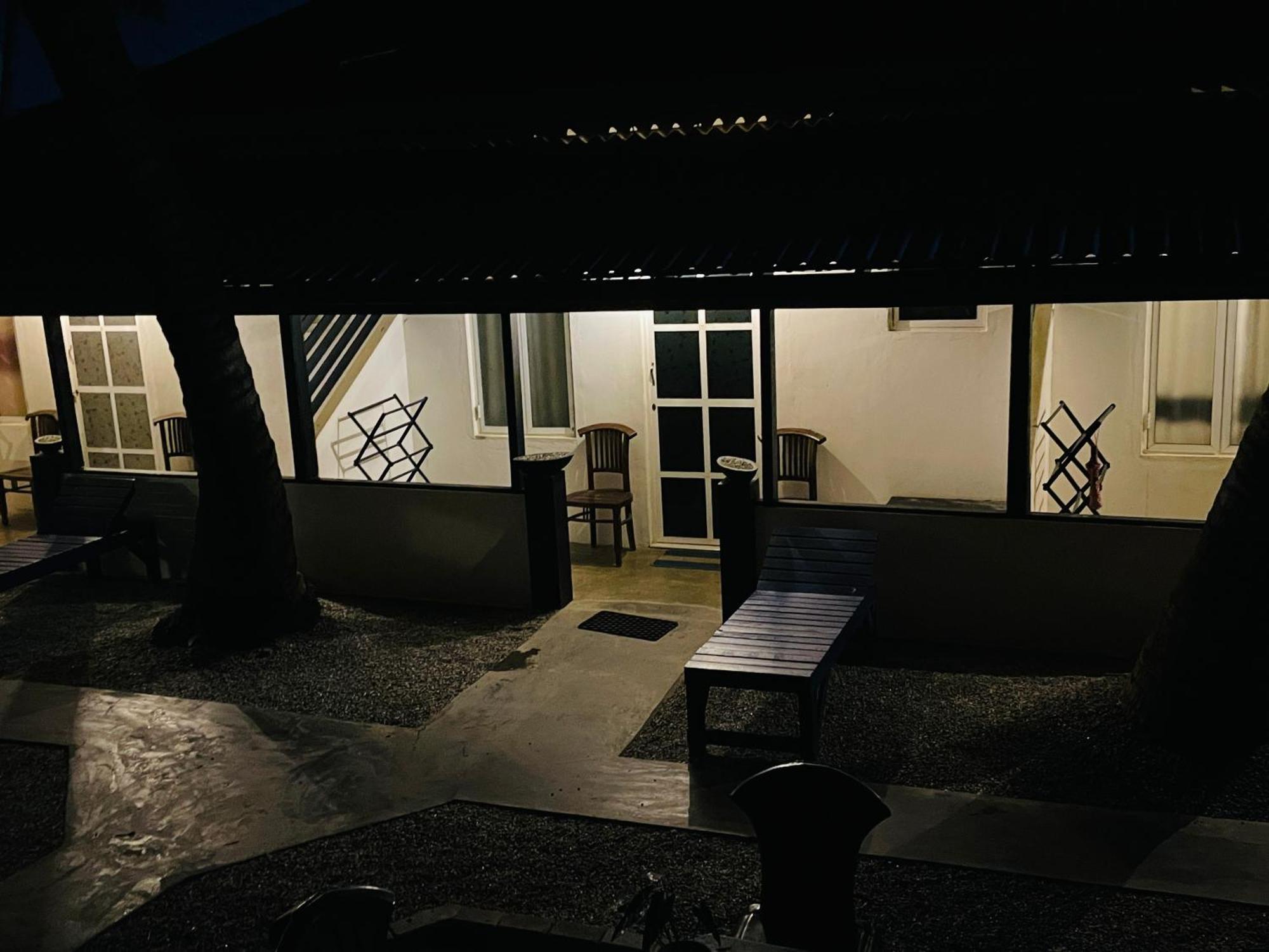 Winston Sea Front Villa ネゴンボ エクステリア 写真