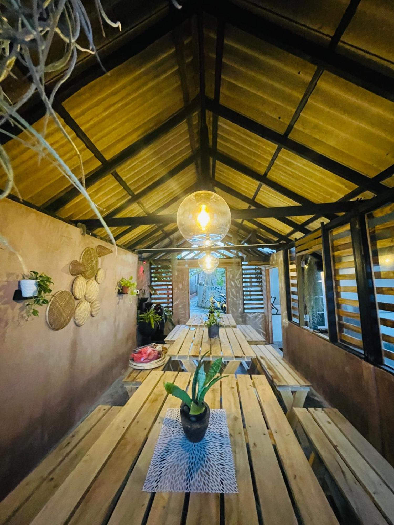 Winston Sea Front Villa ネゴンボ エクステリア 写真