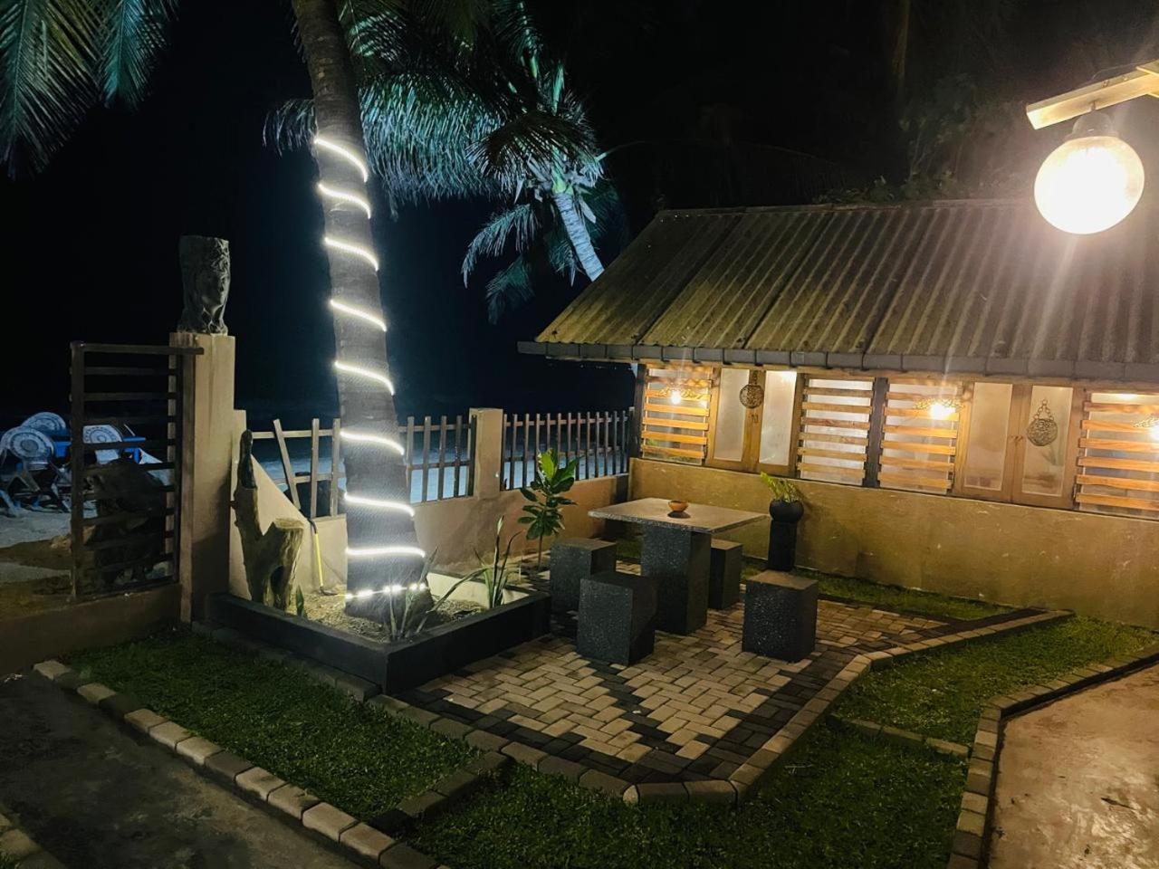 Winston Sea Front Villa ネゴンボ エクステリア 写真